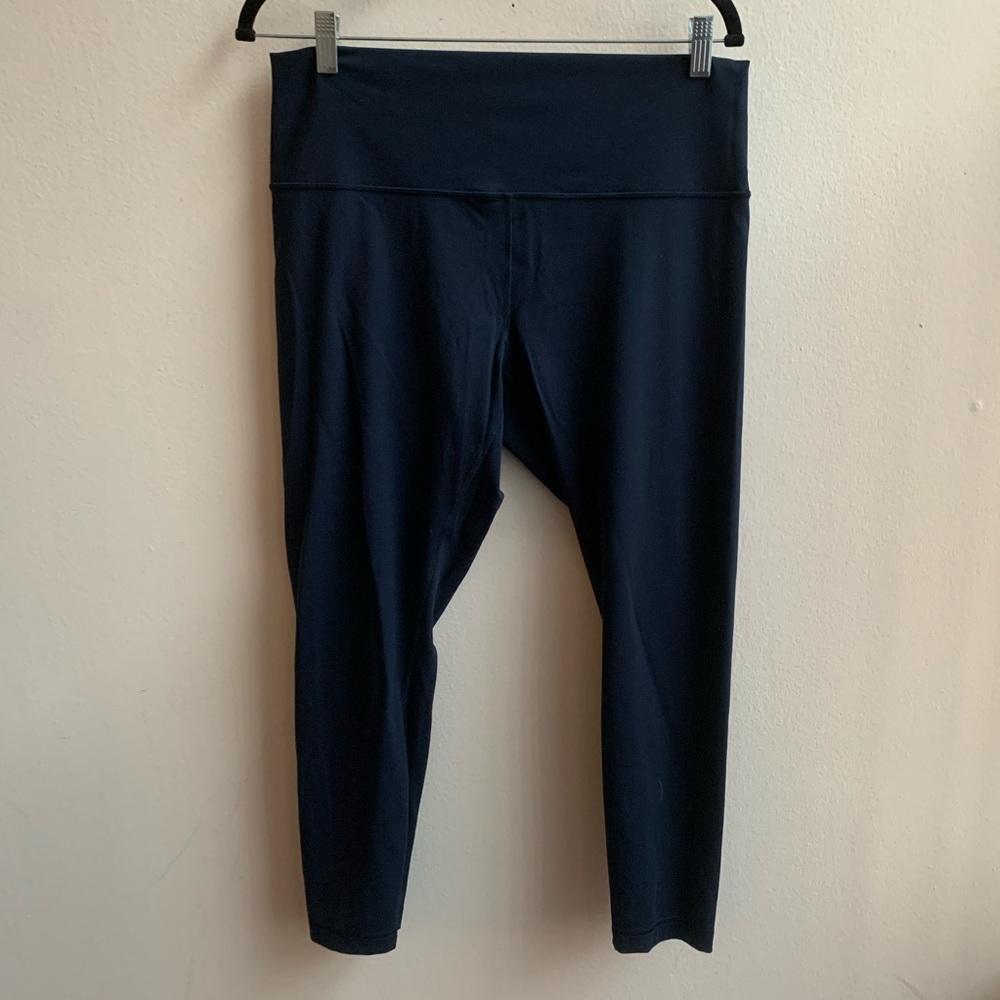 Lululemon Navy Wunder Under Size 14